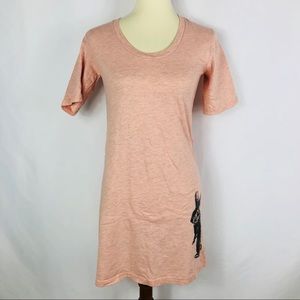 YogaColors Women’s Shirt, Pink w/ Rabbit Design, M